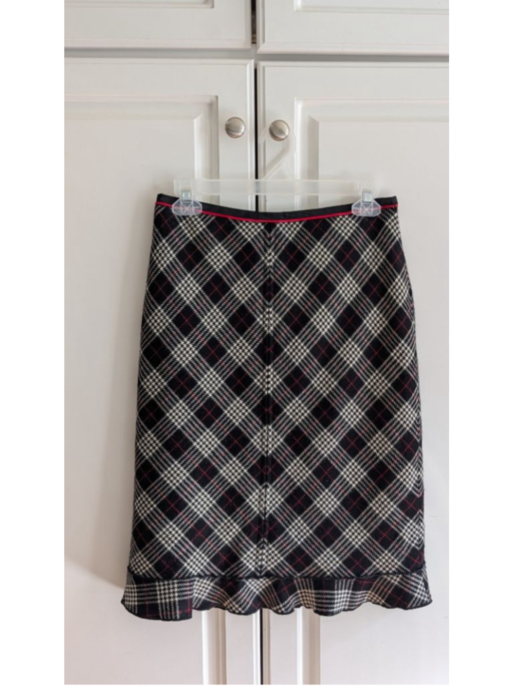 Women's Per Se Black & Red Plaid Pencil Skirt Size 6